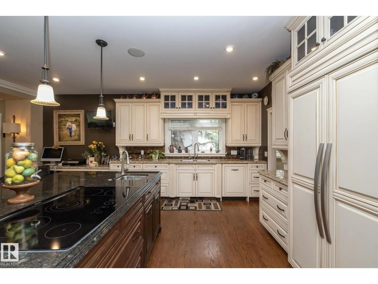 63 FAIRWAY DR NW