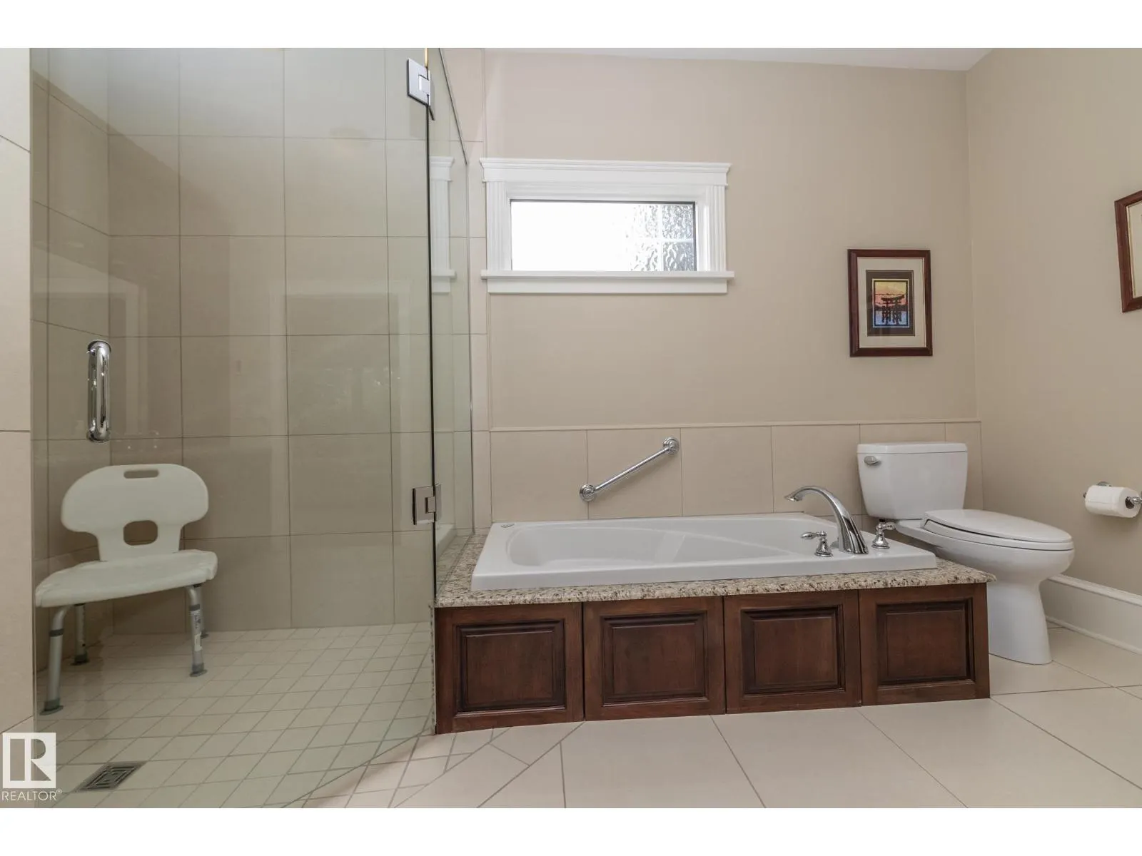 63 FAIRWAY DR NW