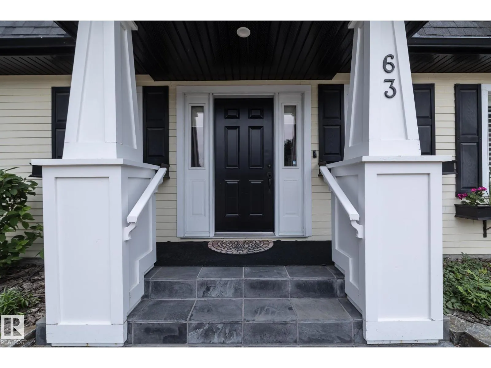 63 FAIRWAY DR NW