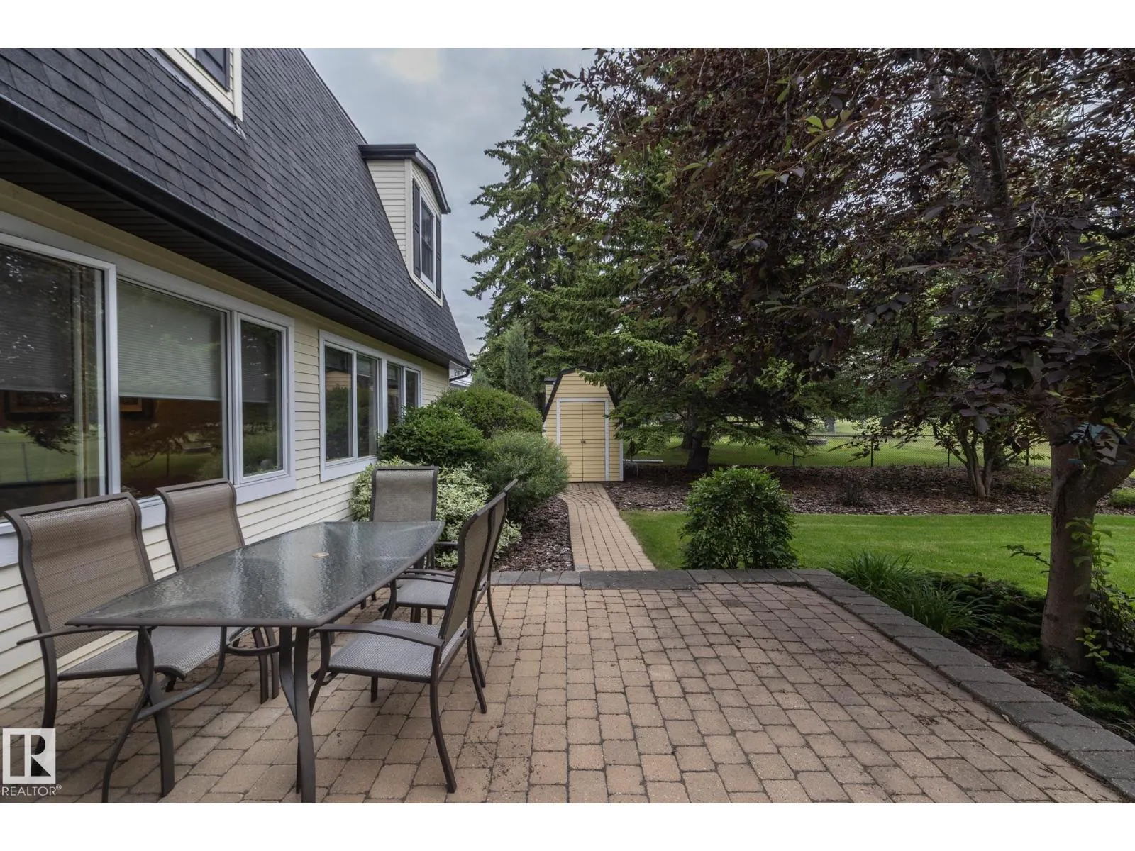 63 FAIRWAY DR NW
