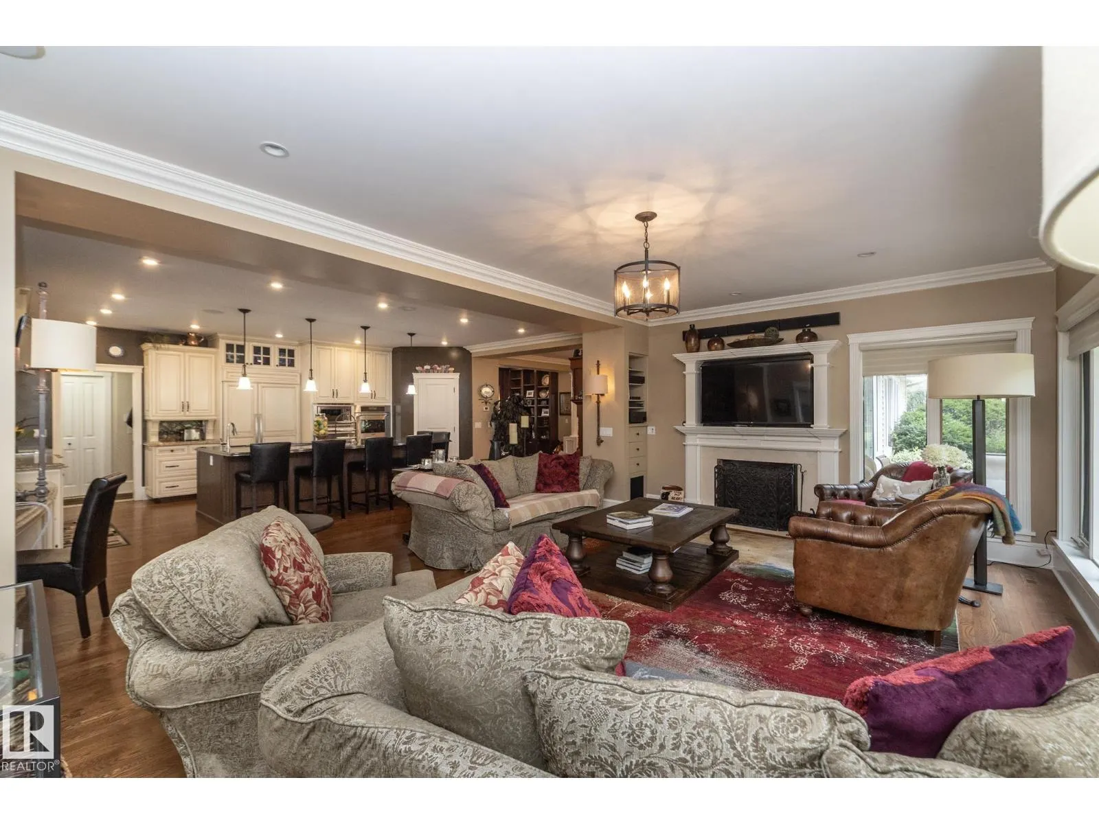 63 FAIRWAY DR NW