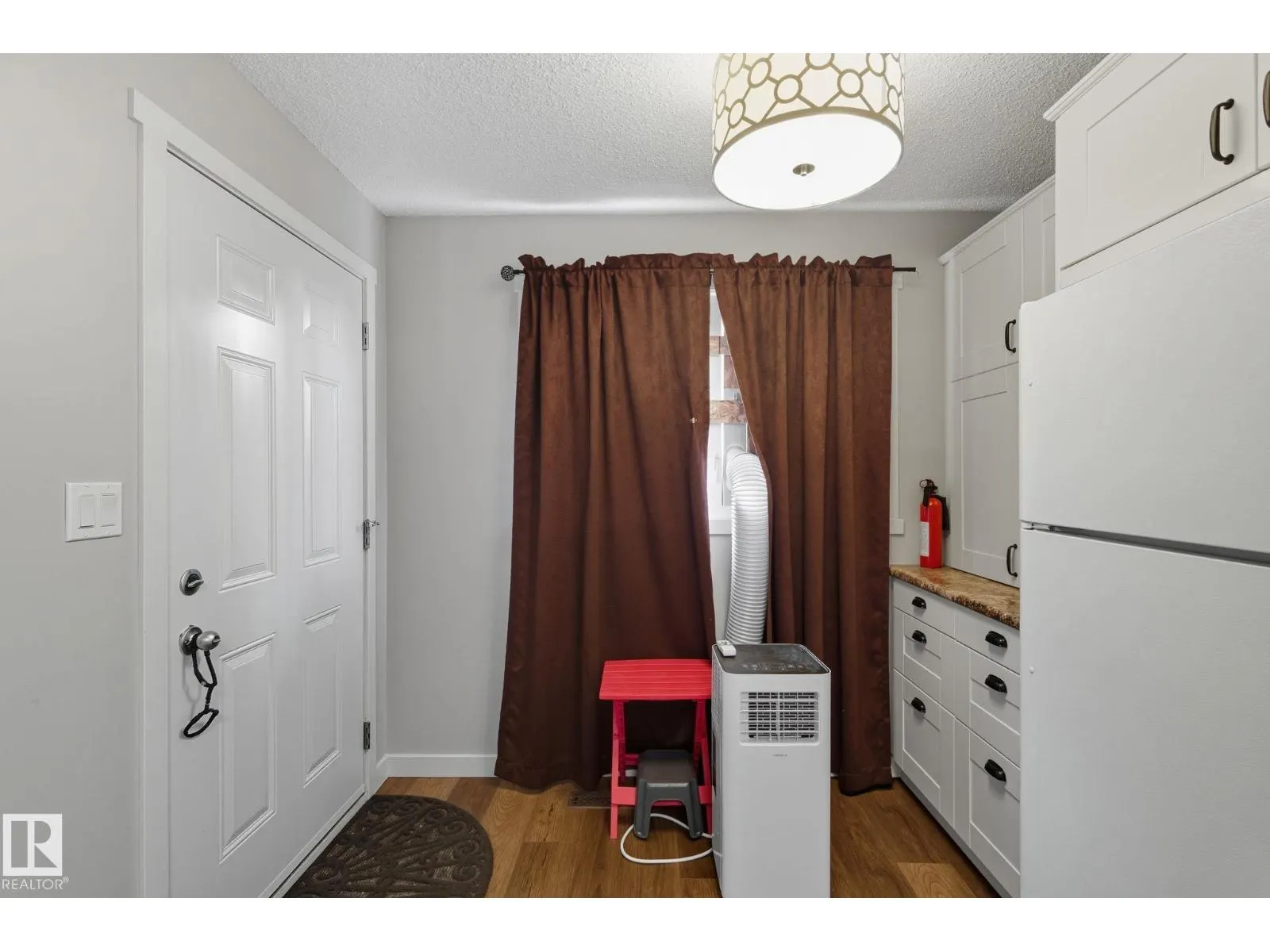 12047 162 AV NW