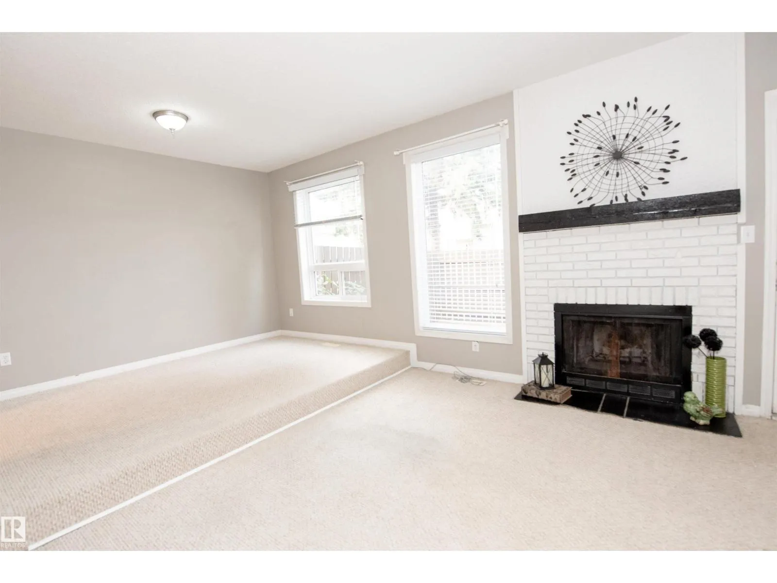620 SADDLEBACK RD NW NW