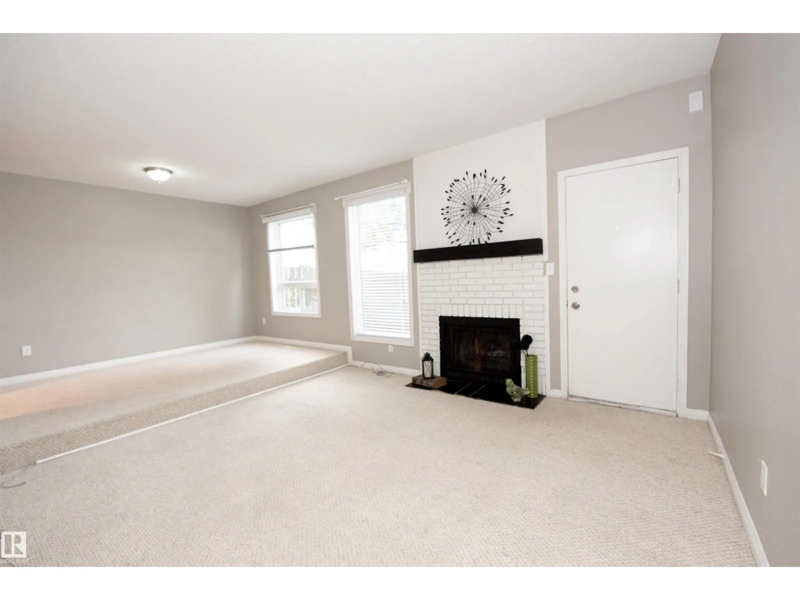 620 SADDLEBACK RD NW NW