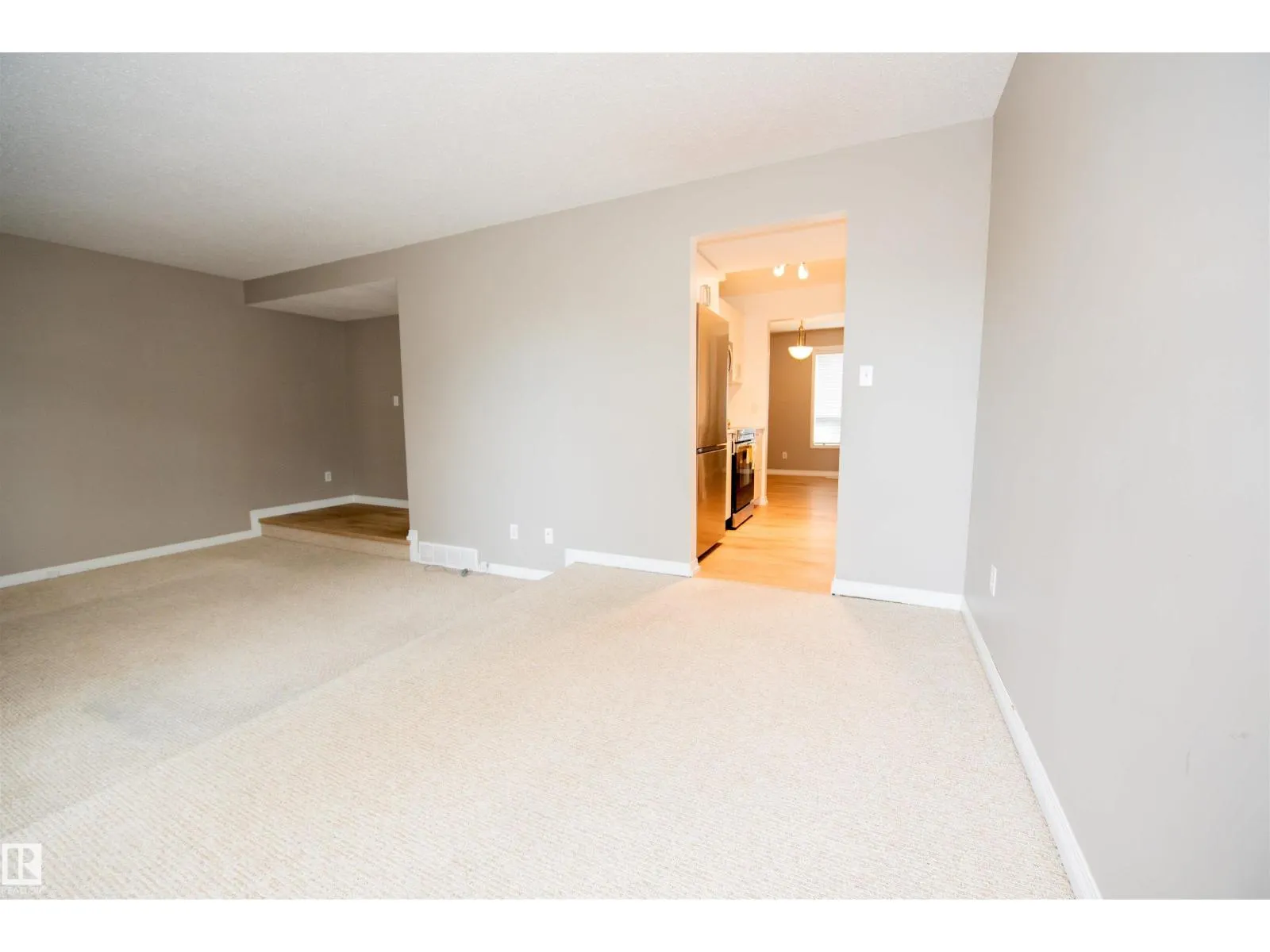 620 SADDLEBACK RD NW NW