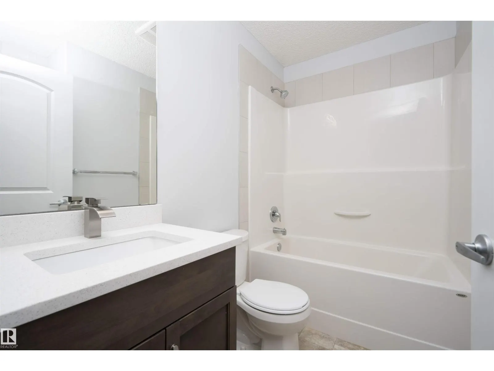 548 SECORD BV NW