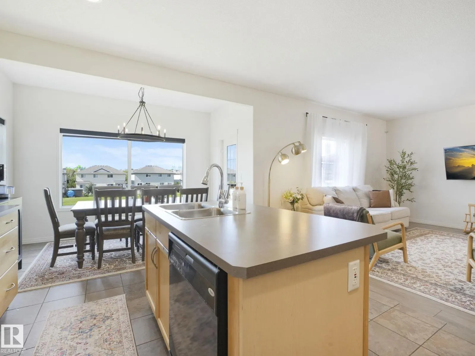1250 McAllister WY SW