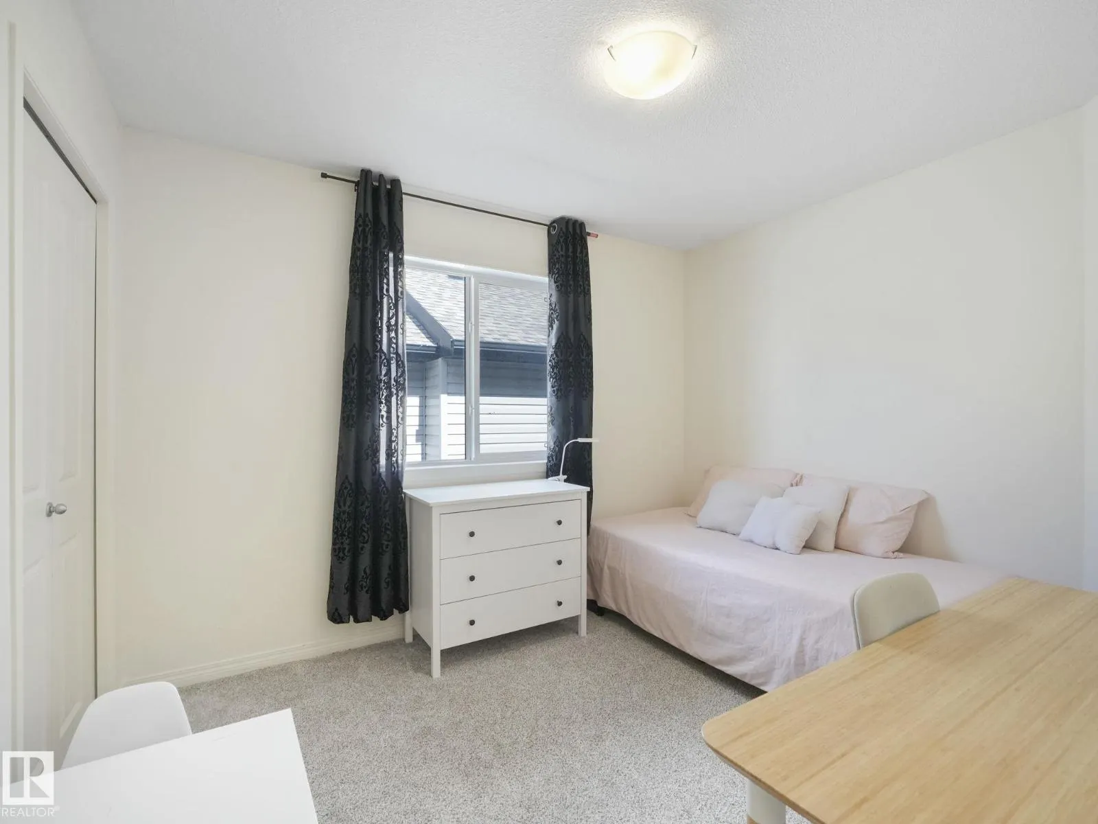 1250 McAllister WY SW