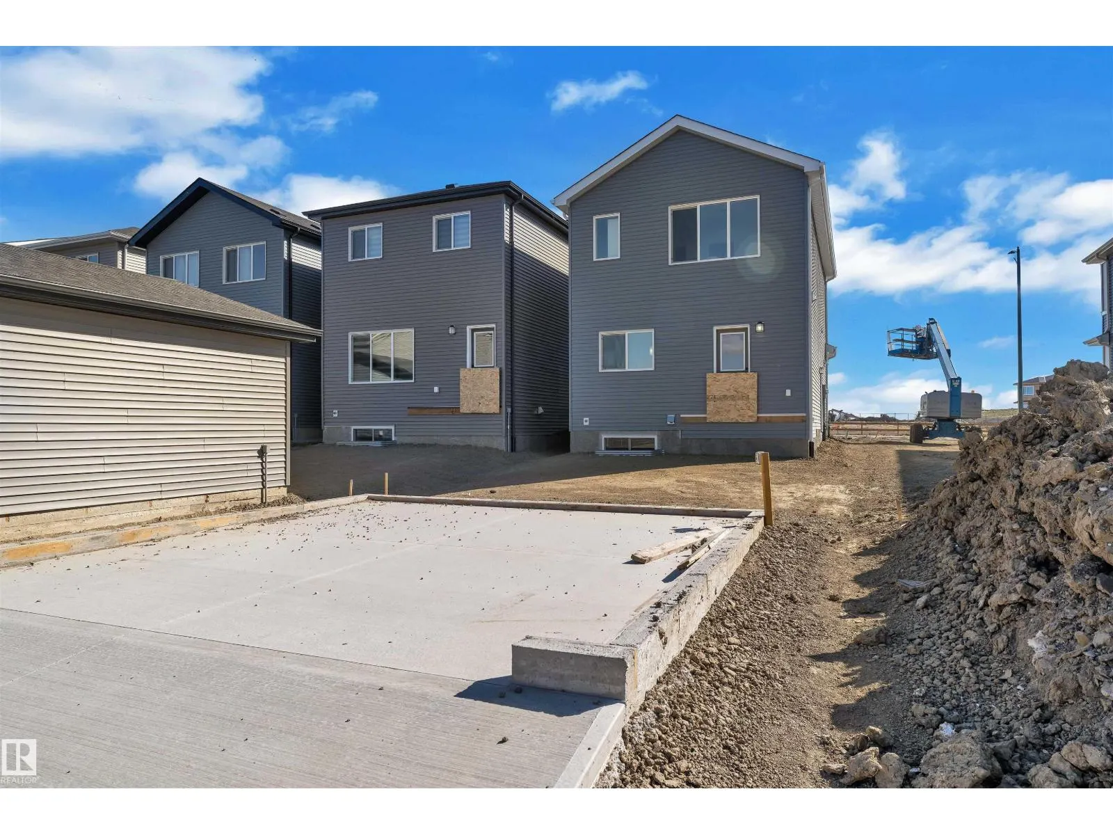 752 MATTSON DR SW