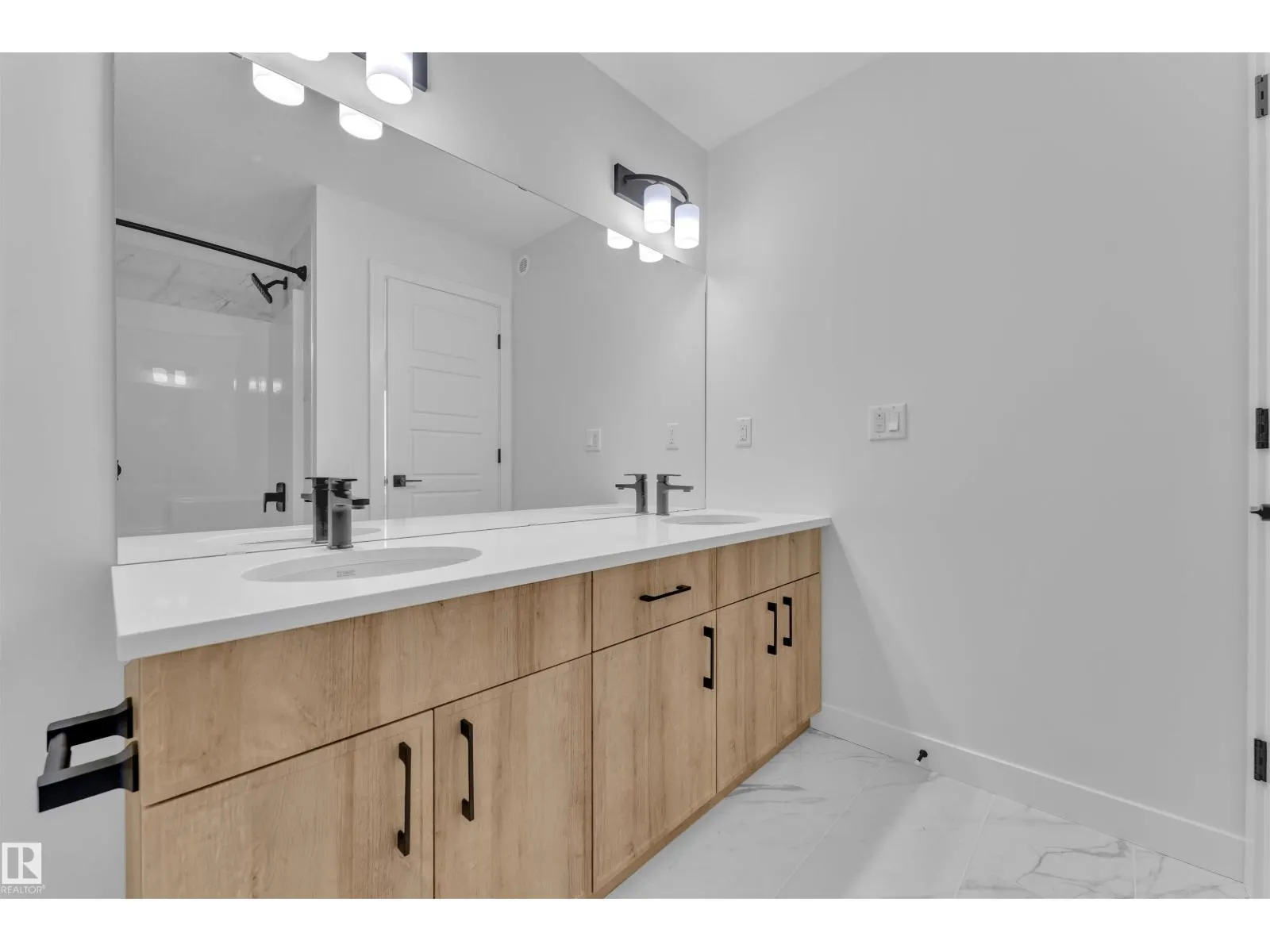 752 MATTSON DR SW