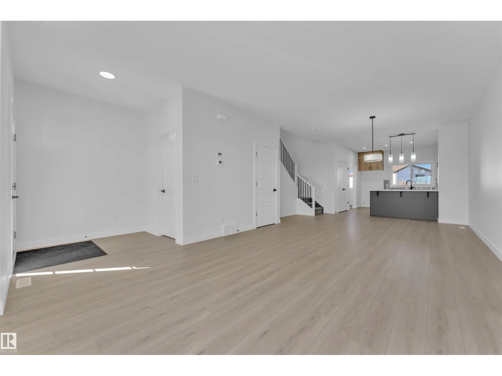 752 MATTSON DR SW
