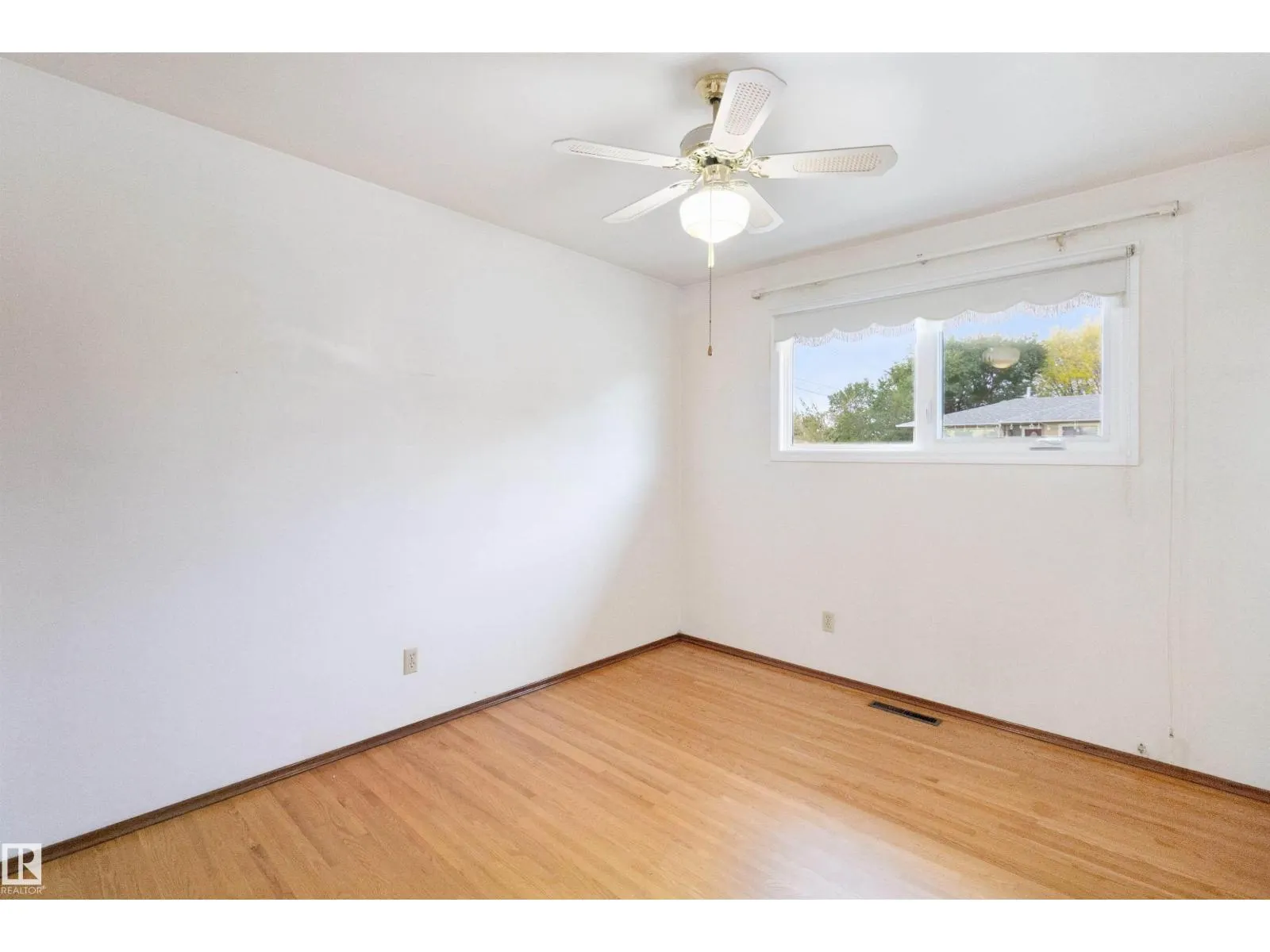 13015 81 ST NW