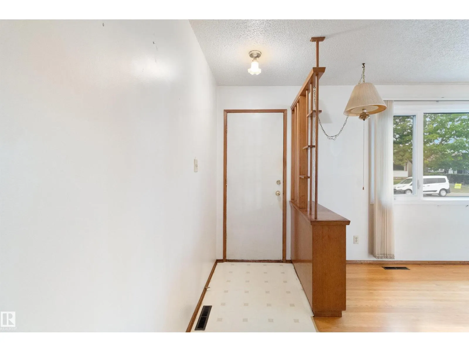 13015 81 ST NW