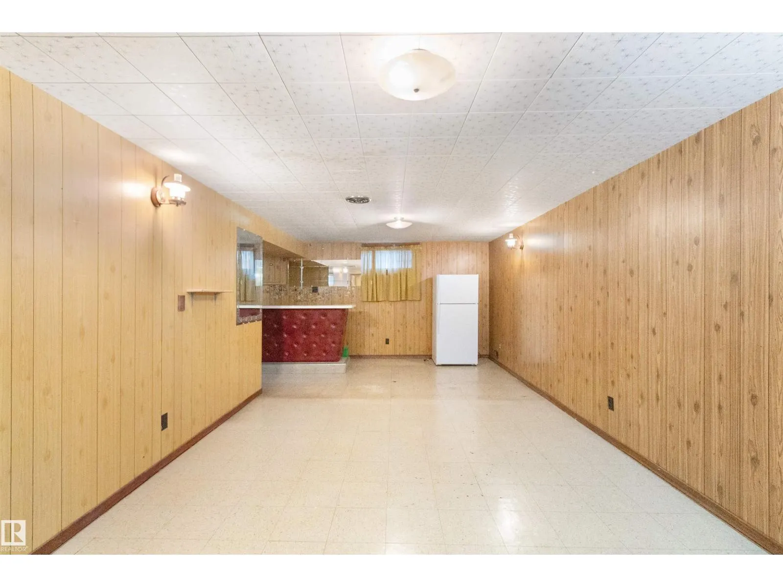 13015 81 ST NW