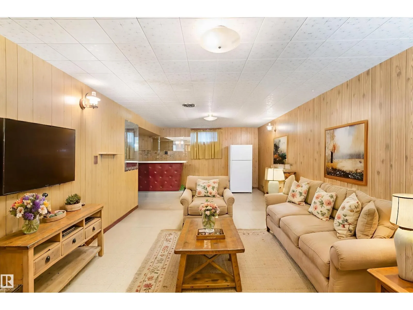 13015 81 ST NW