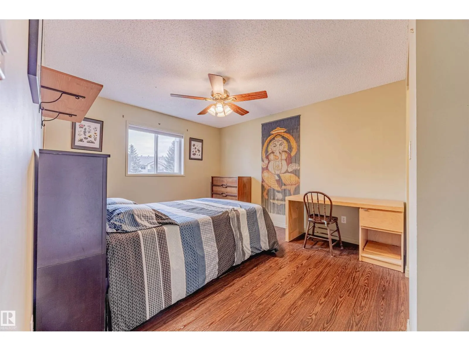 #366 10520 120 ST NW