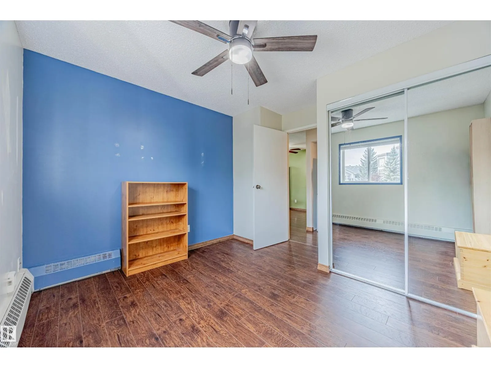 #366 10520 120 ST NW