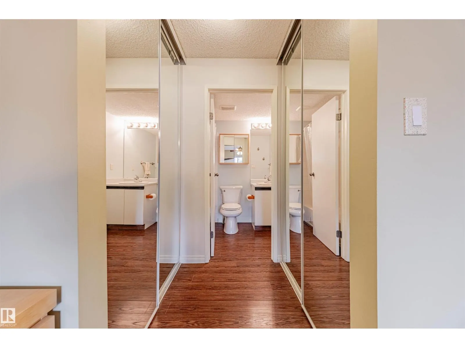 #366 10520 120 ST NW