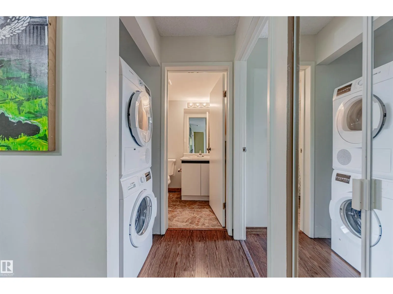 #366 10520 120 ST NW