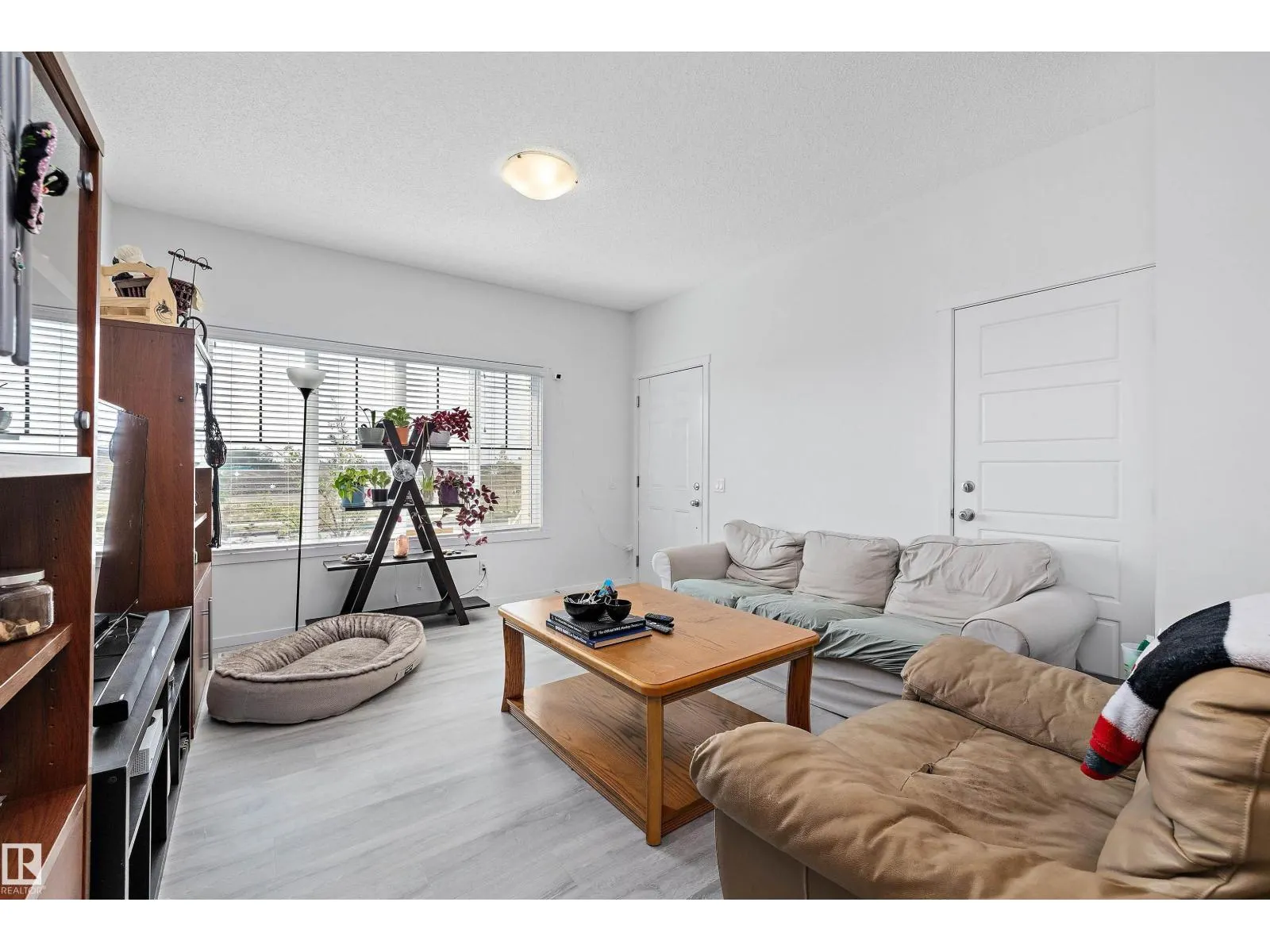 770 Orchards BV SW SW