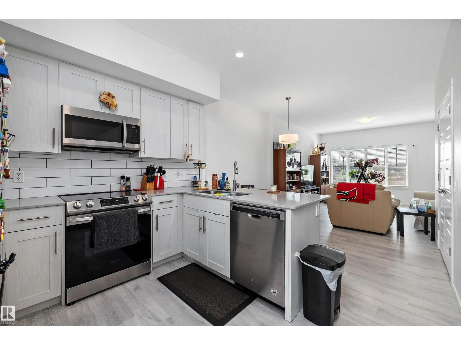 770 Orchards BV SW SW