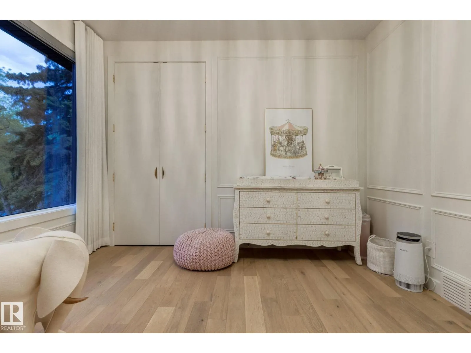 10979 122 ST NW