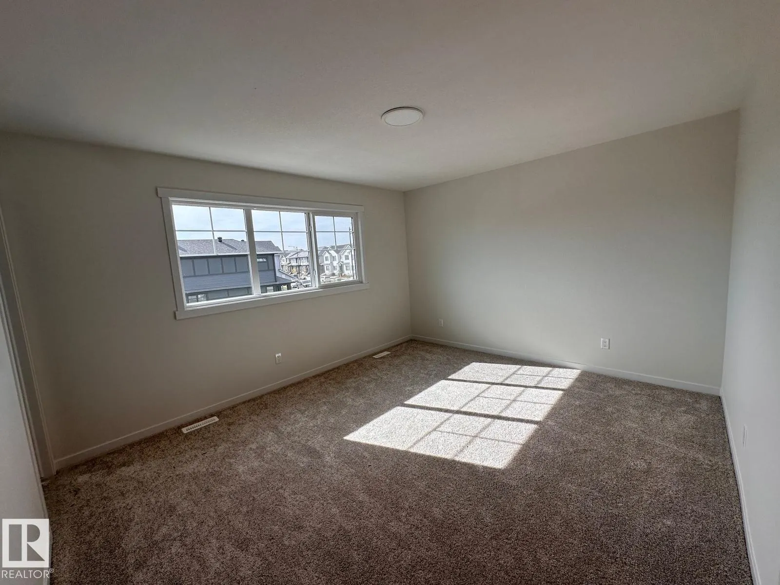 22612 88 AV NW