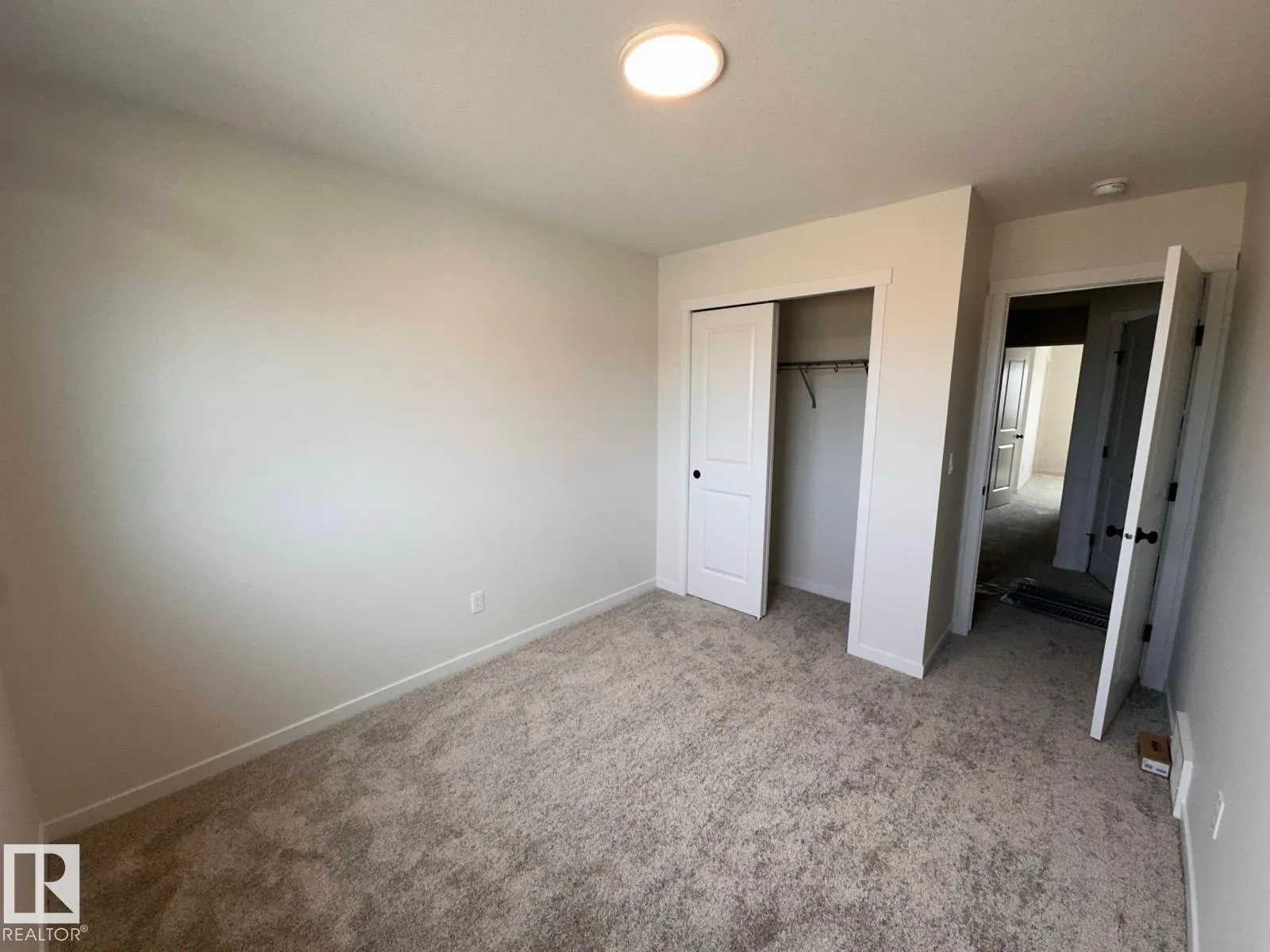 22612 88 AV NW