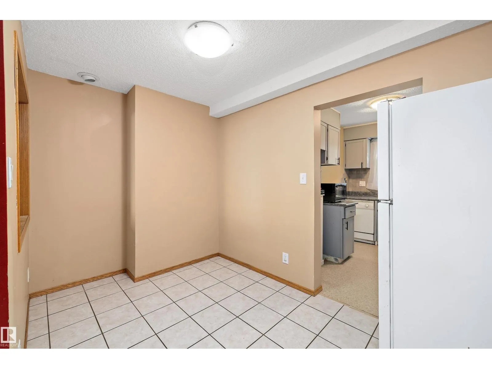 #143 87 BROOKWOOD DR