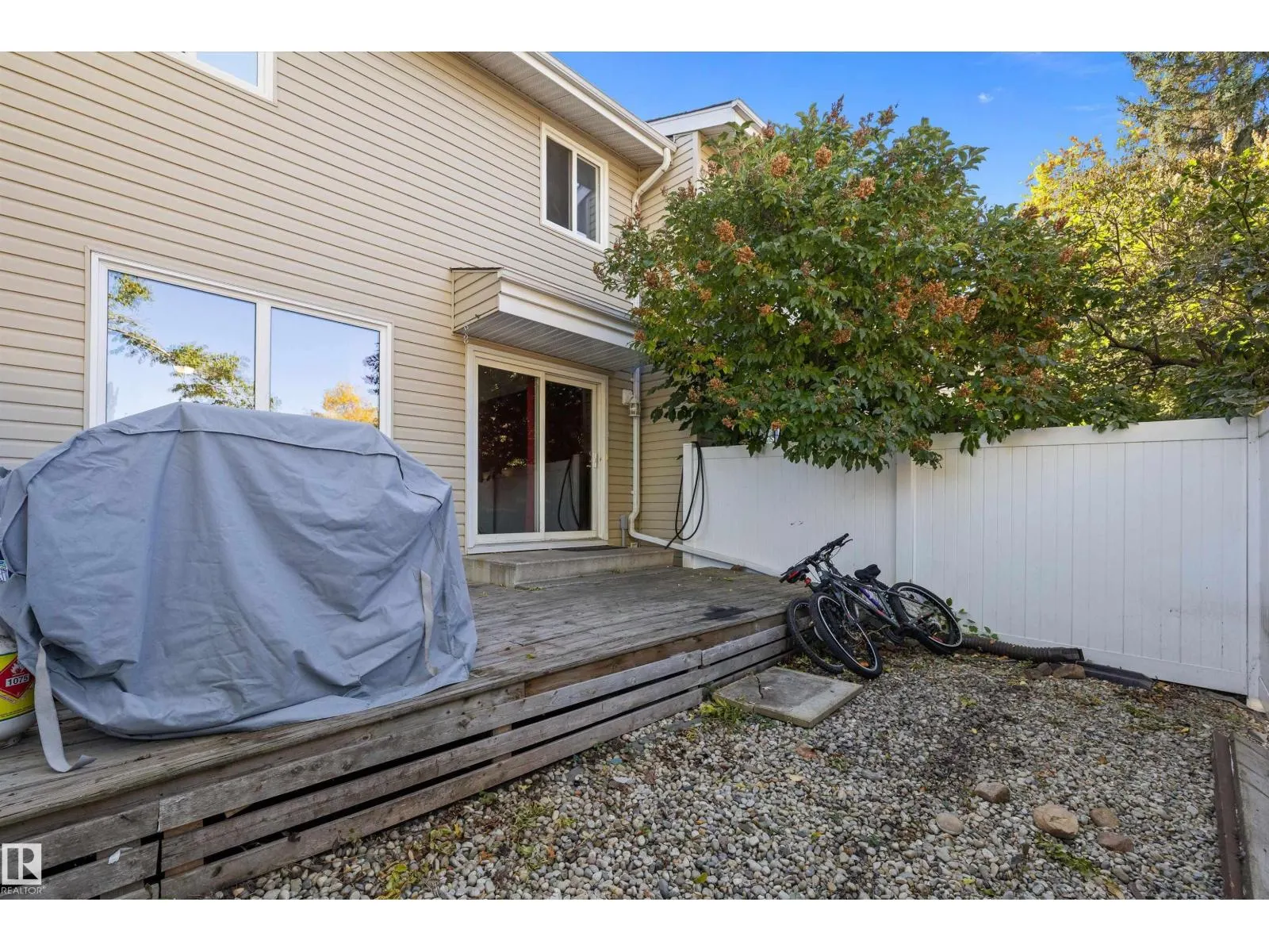 #143 87 BROOKWOOD DR