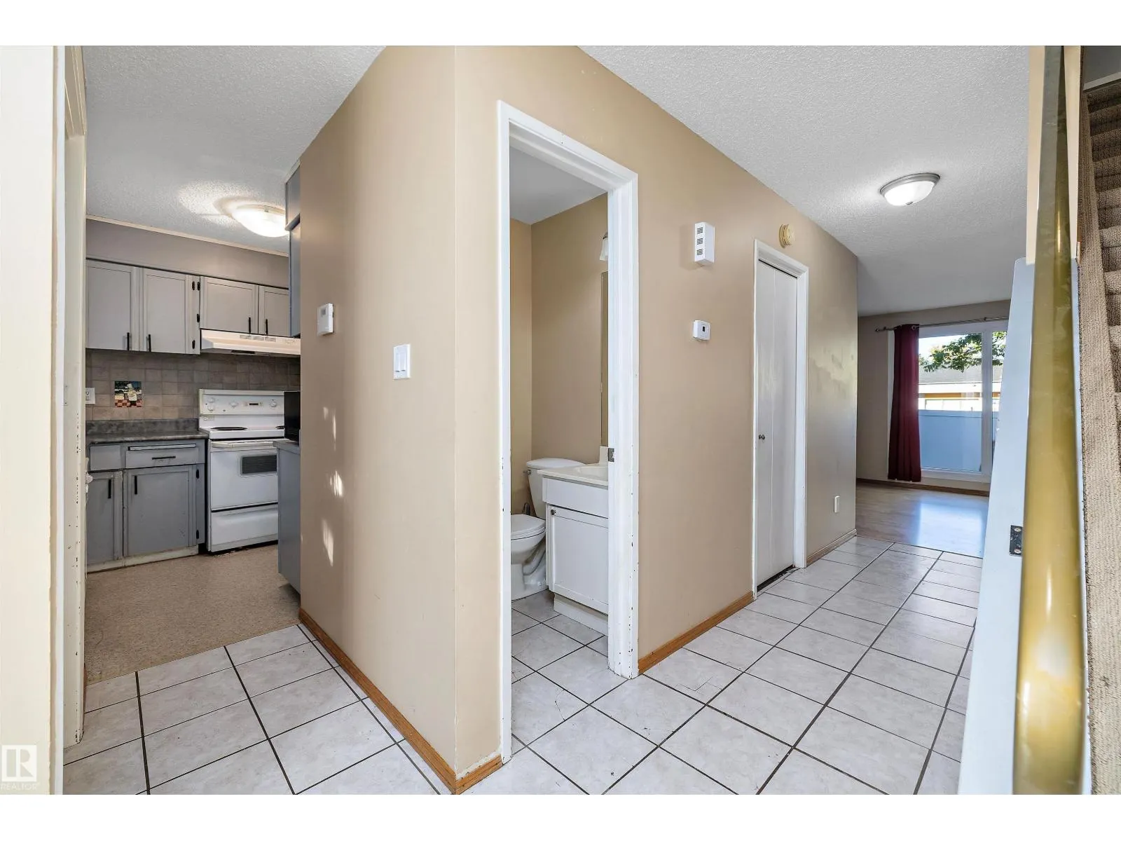 #143 87 BROOKWOOD DR