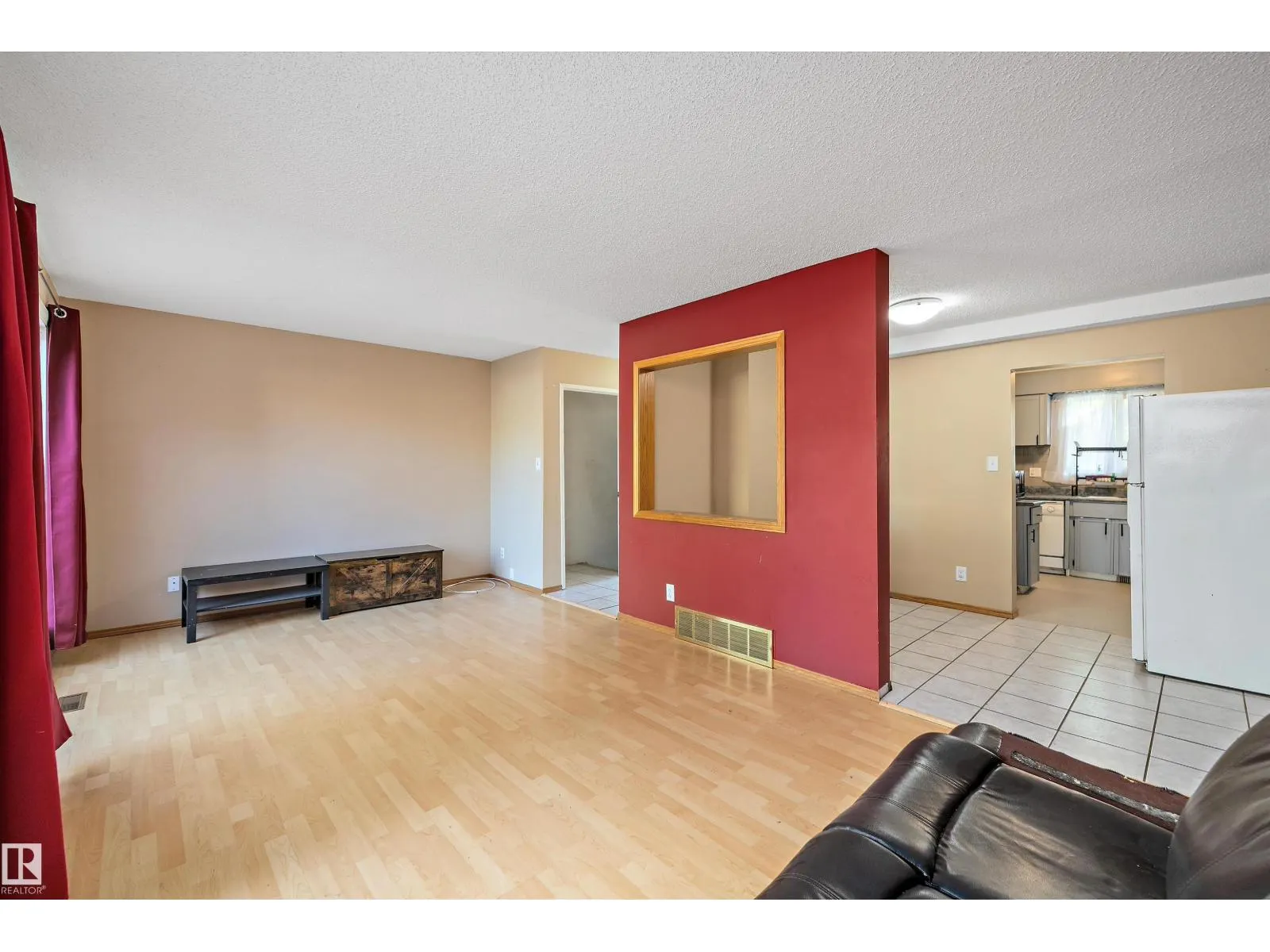 #143 87 BROOKWOOD DR