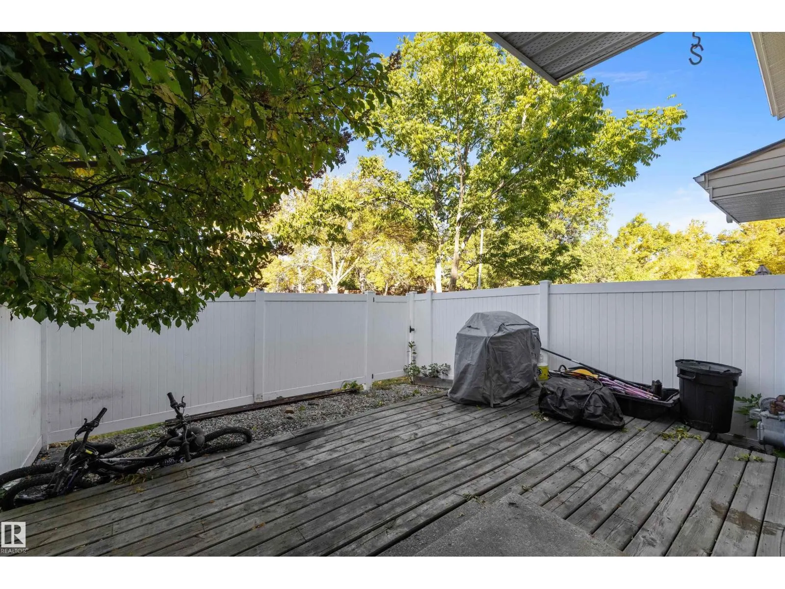 #143 87 BROOKWOOD DR