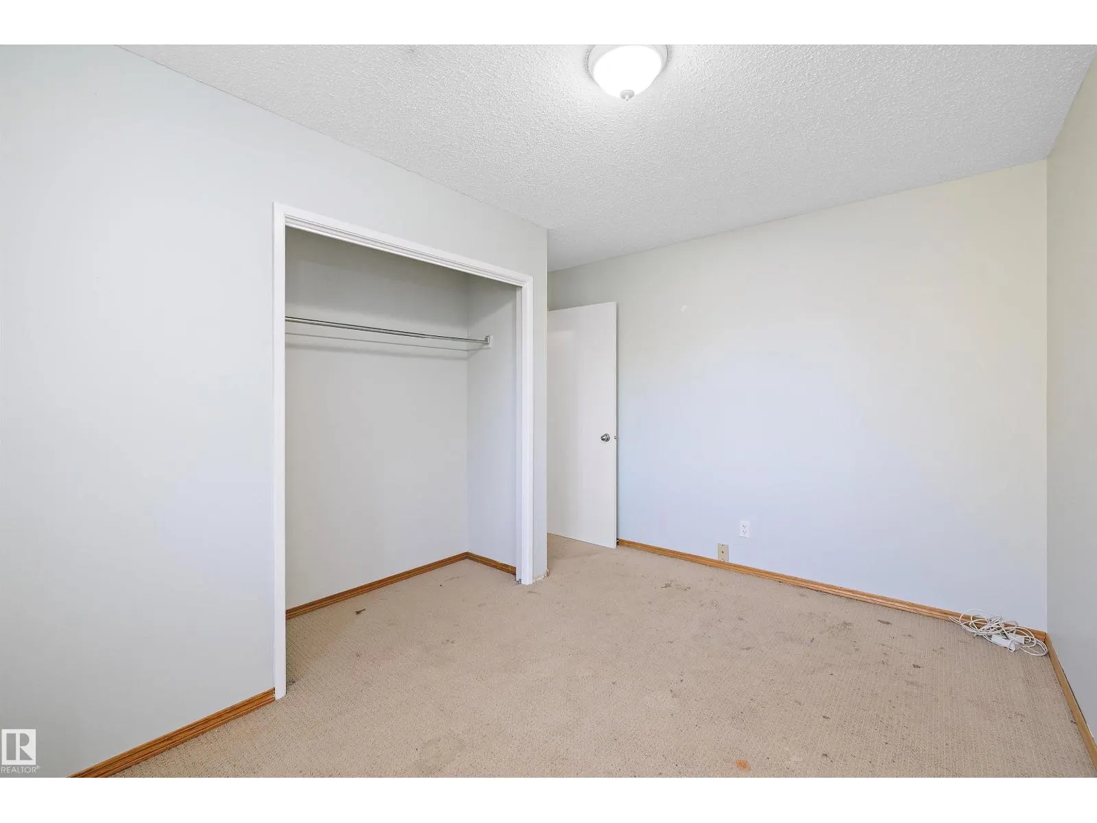 #143 87 BROOKWOOD DR