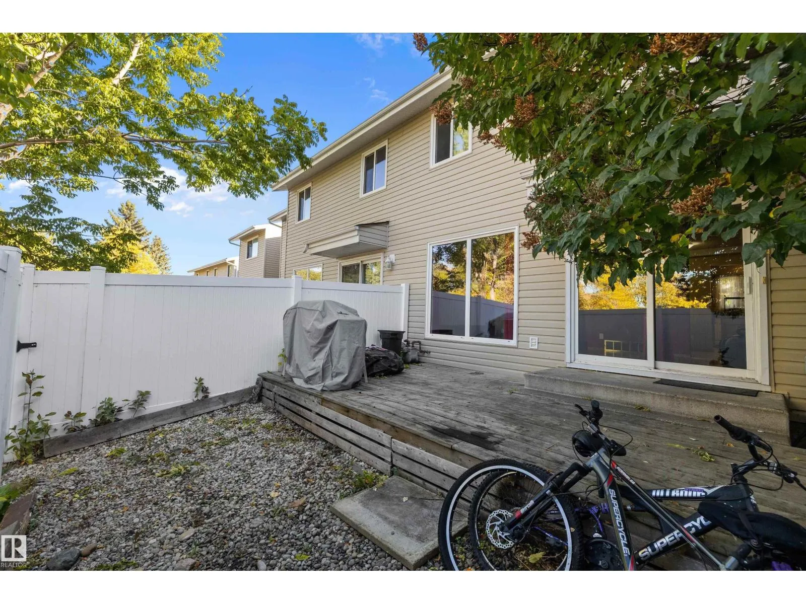 #143 87 BROOKWOOD DR