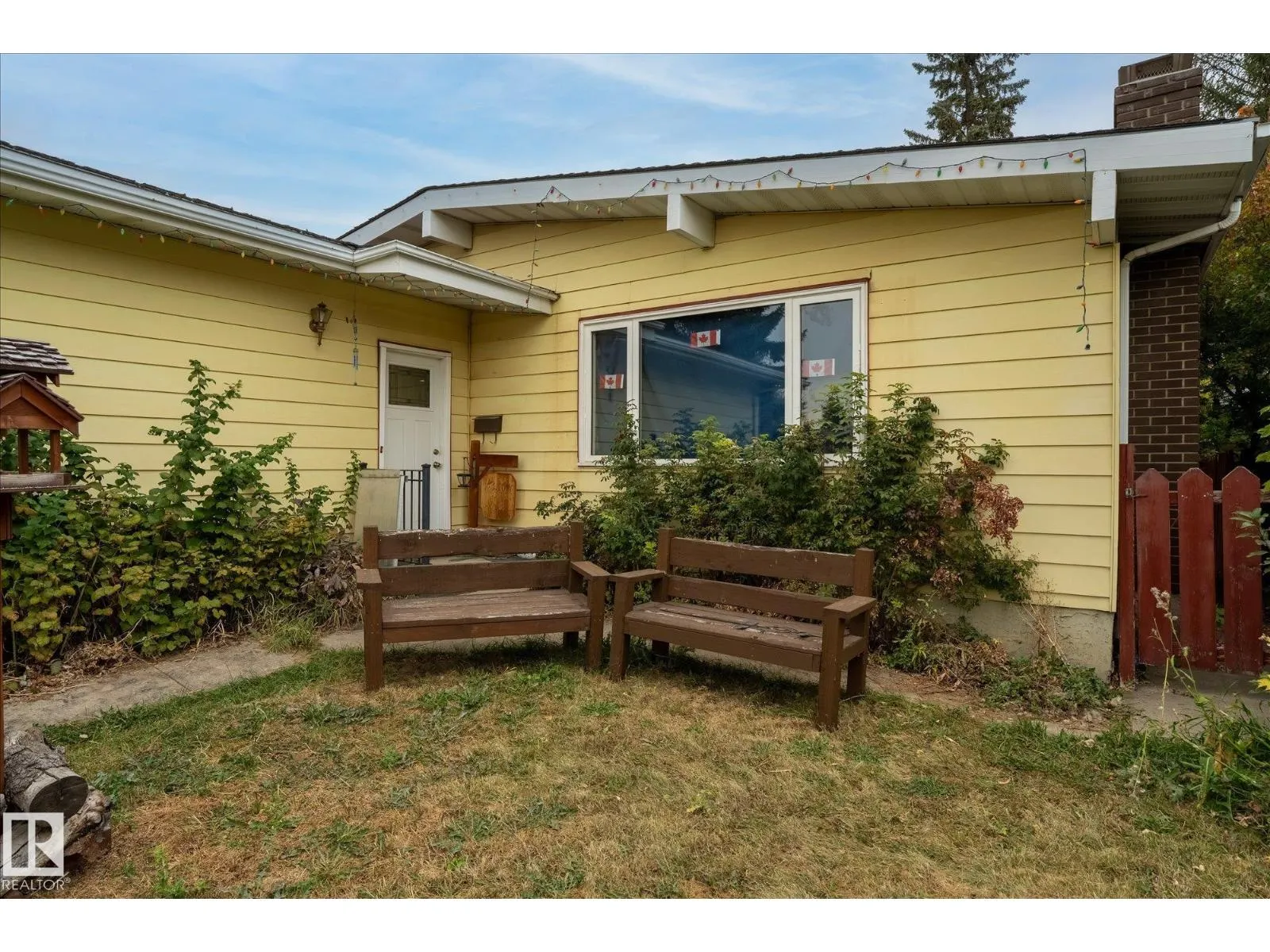 18526 86A AV NW