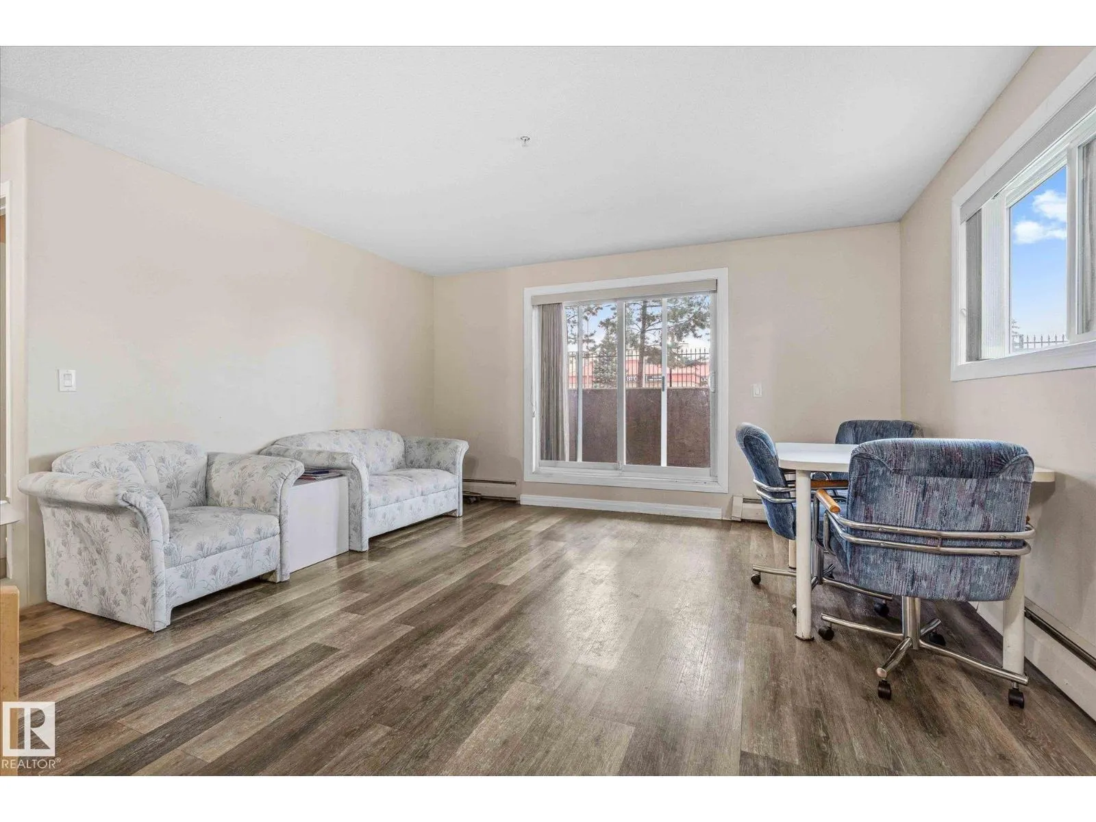 #112 9945 167 ST NW