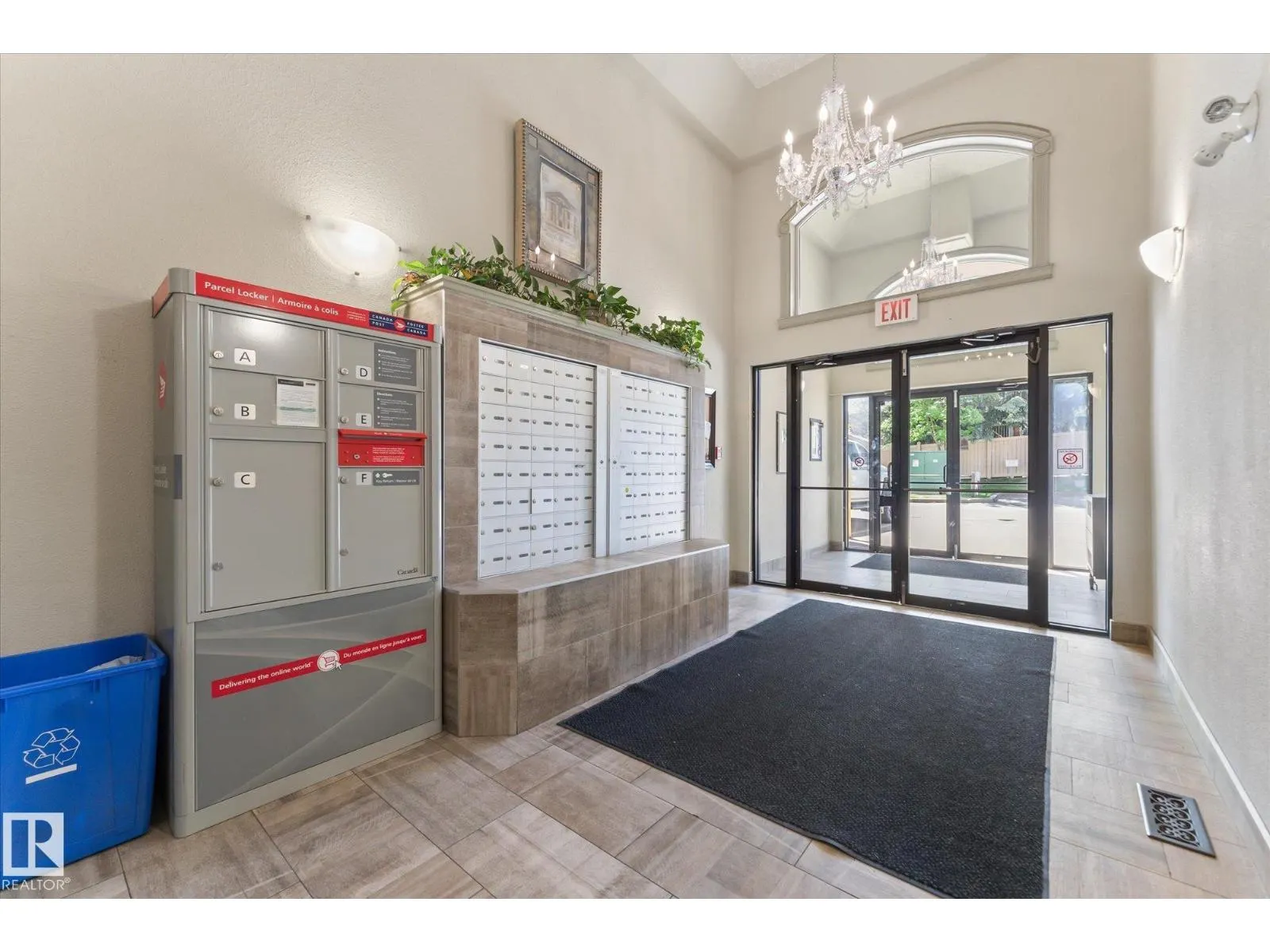 #112 9945 167 ST NW