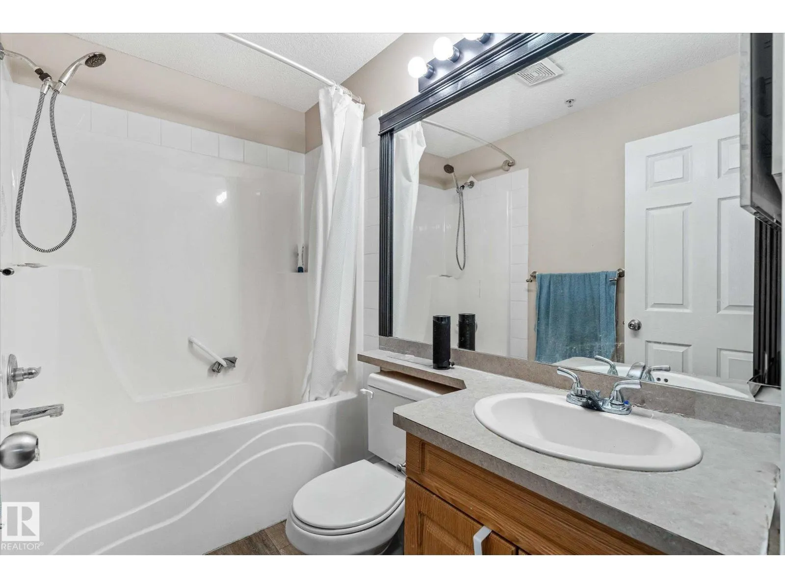 #112 9945 167 ST NW