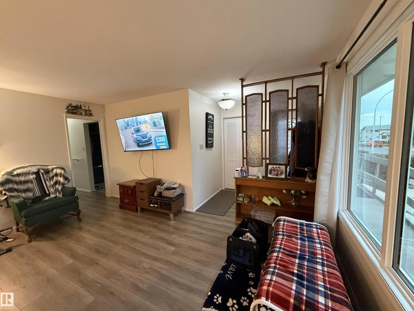 3512 114 AV NW
