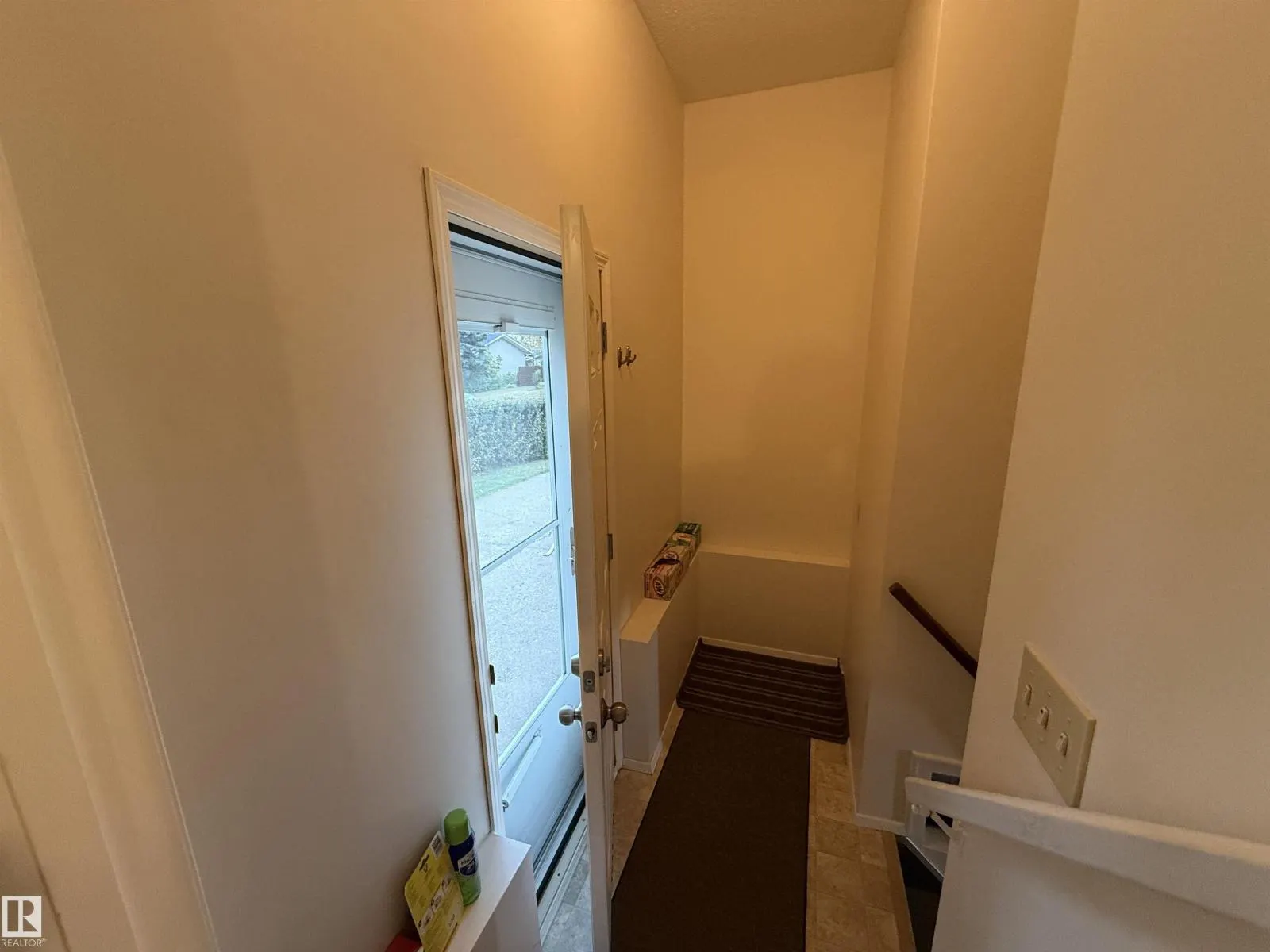 3512 114 AV NW