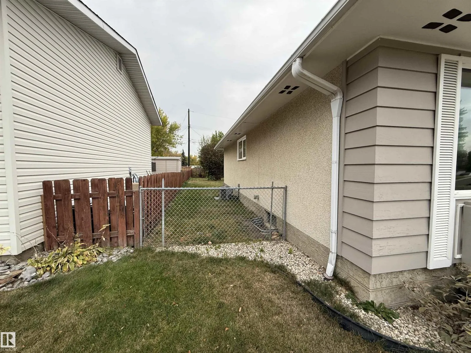 3512 114 AV NW
