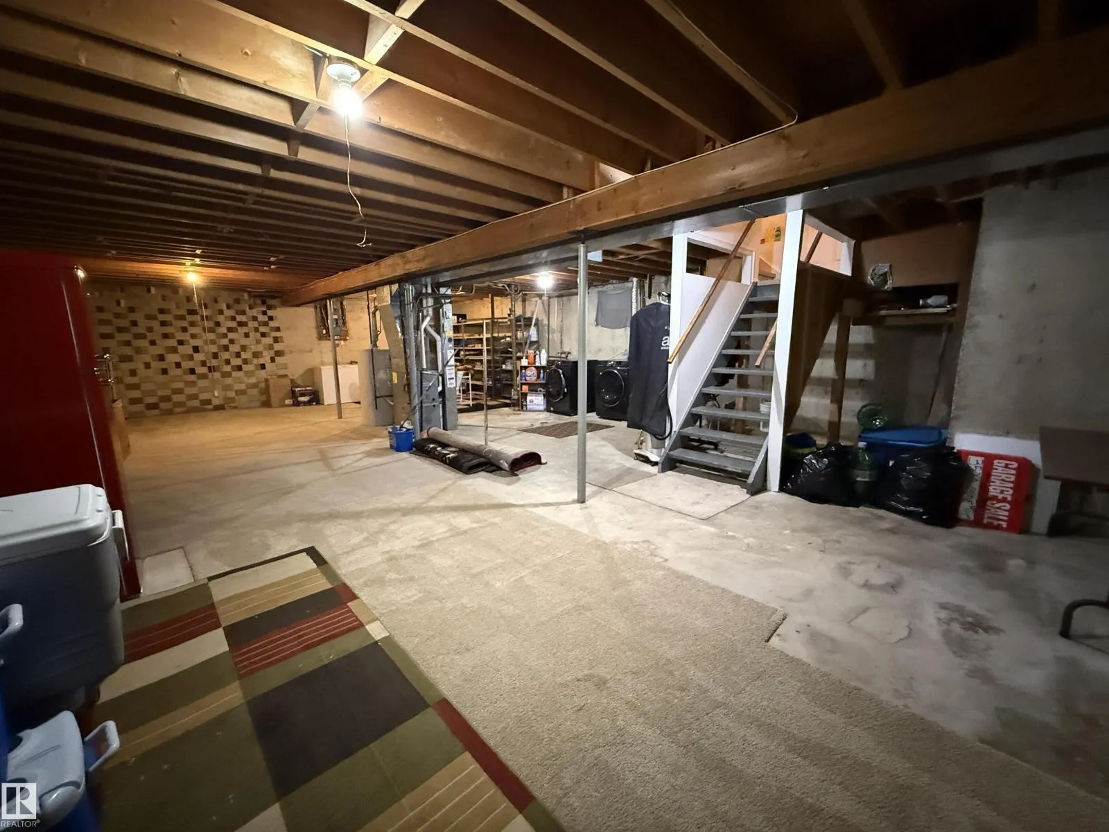 3512 114 AV NW