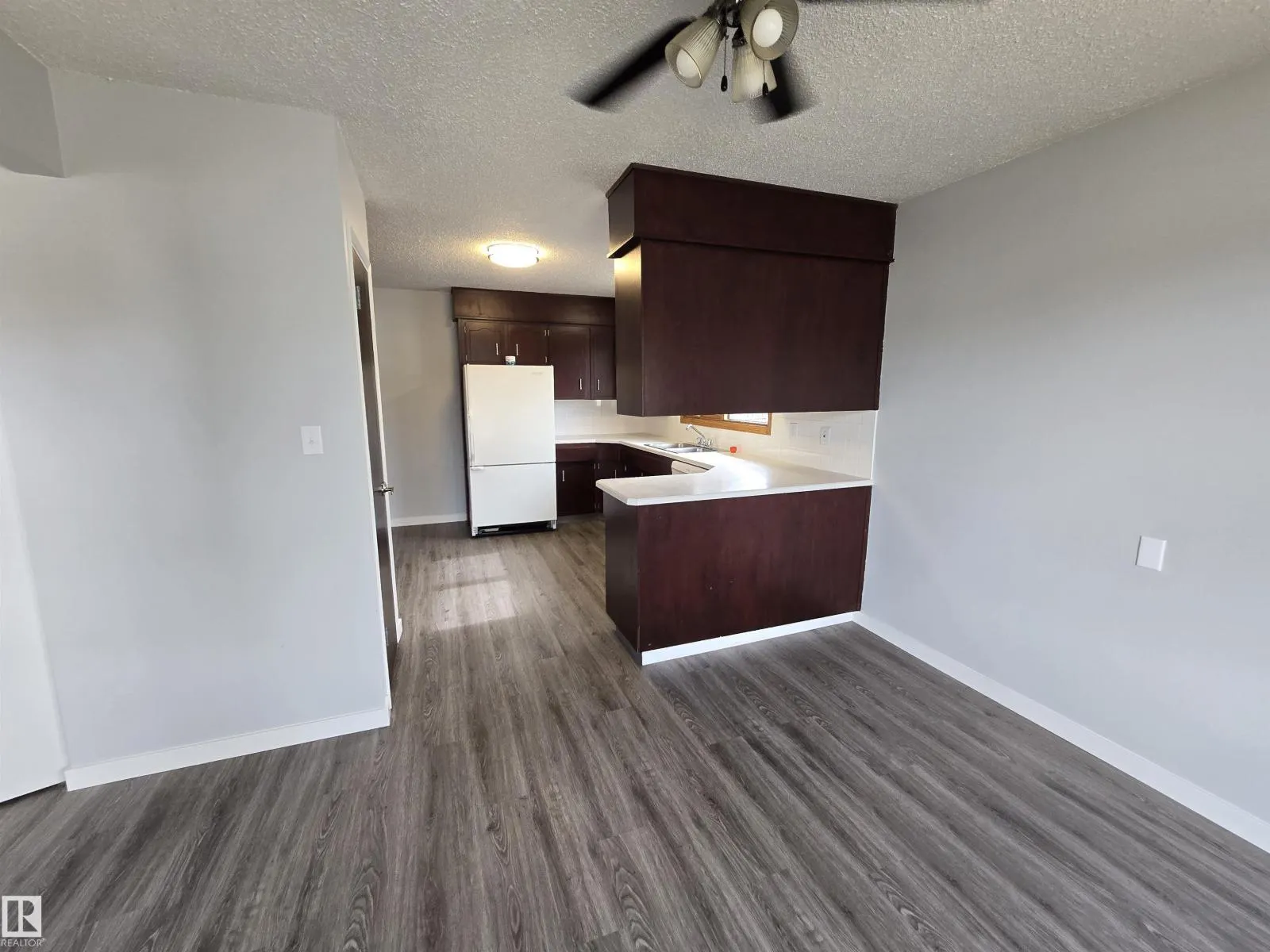 119 Diamond DR