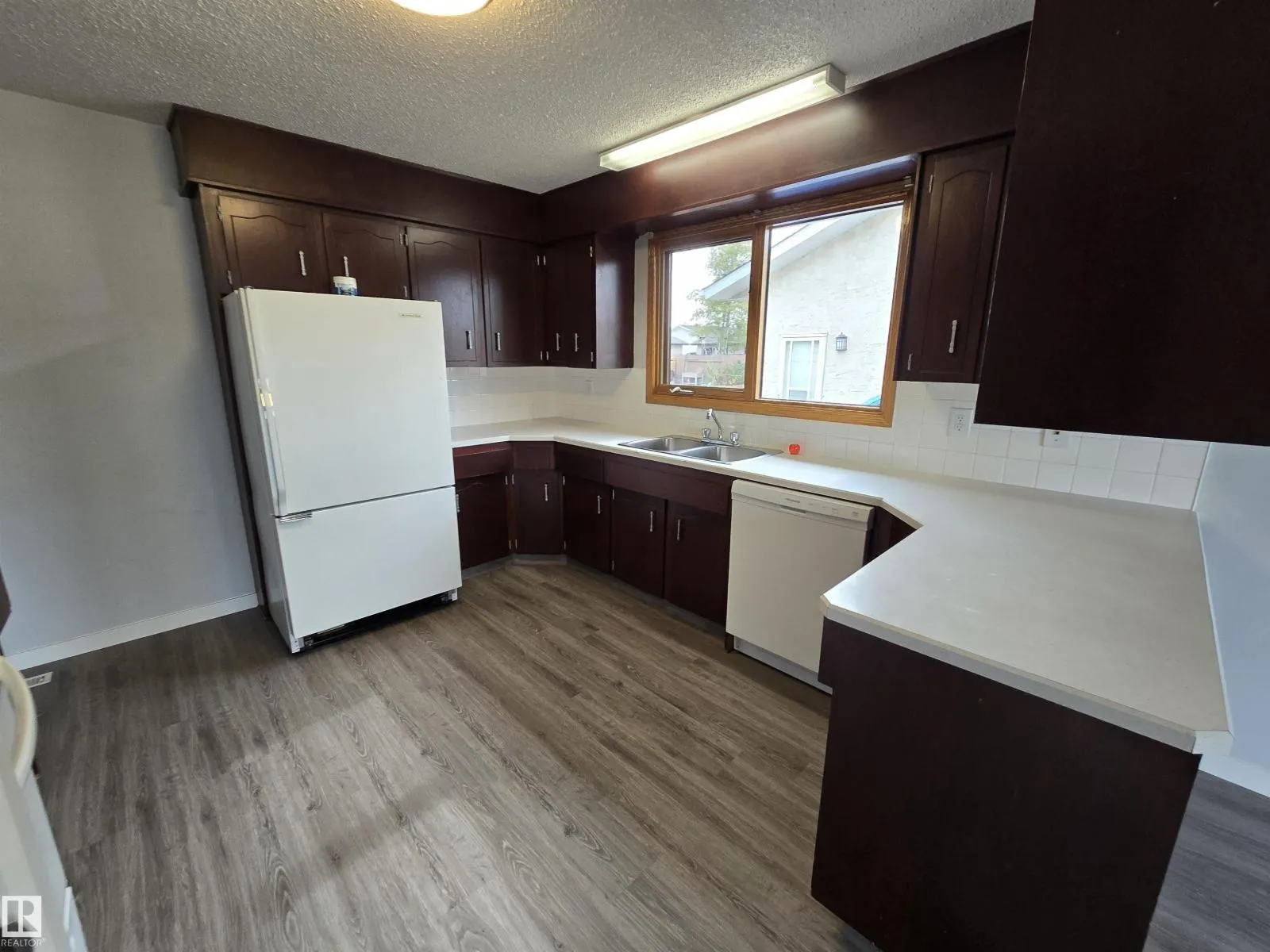 119 Diamond DR