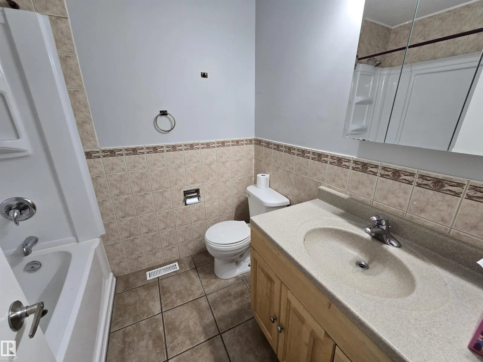 119 Diamond DR