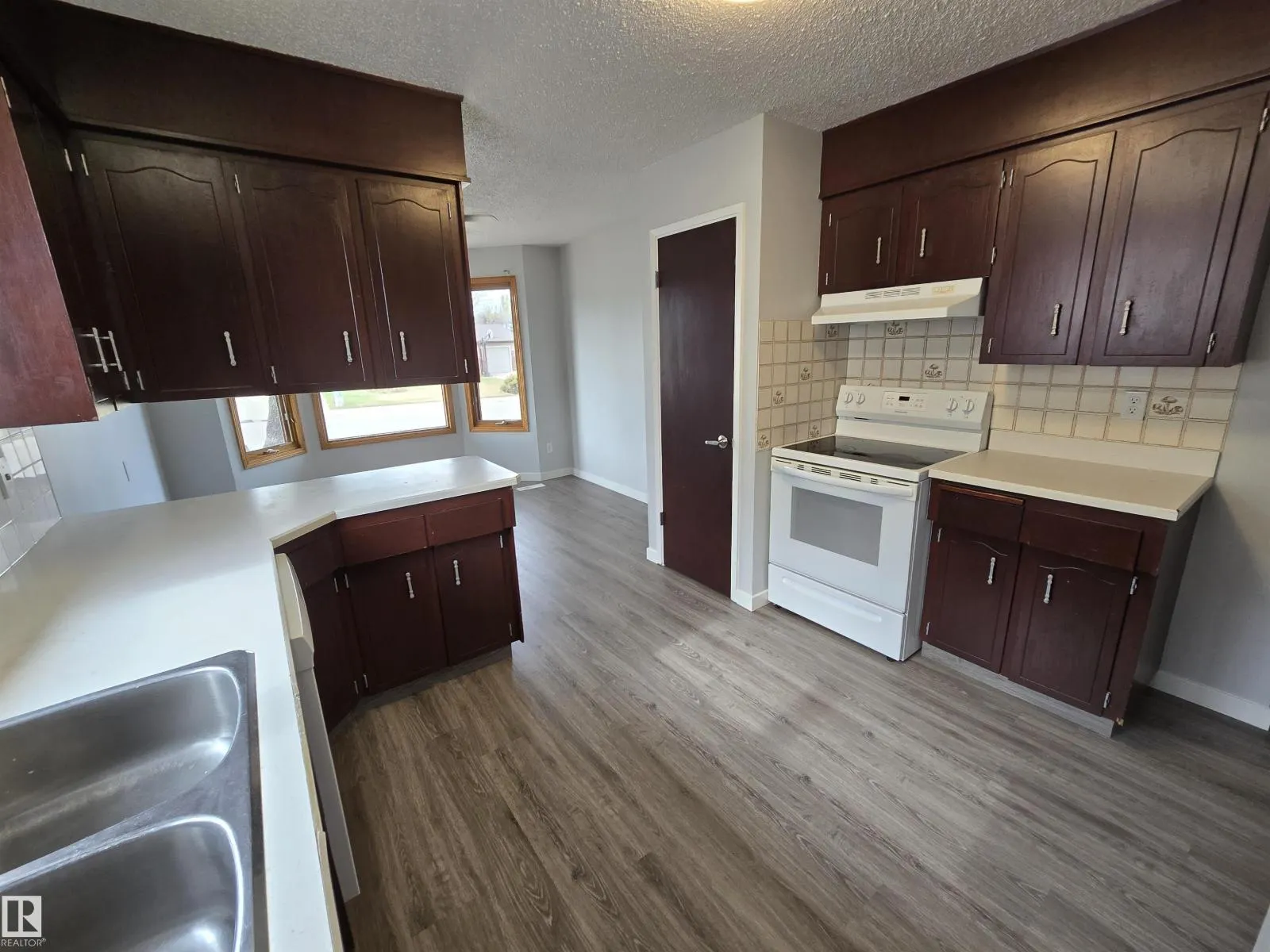 119 Diamond DR
