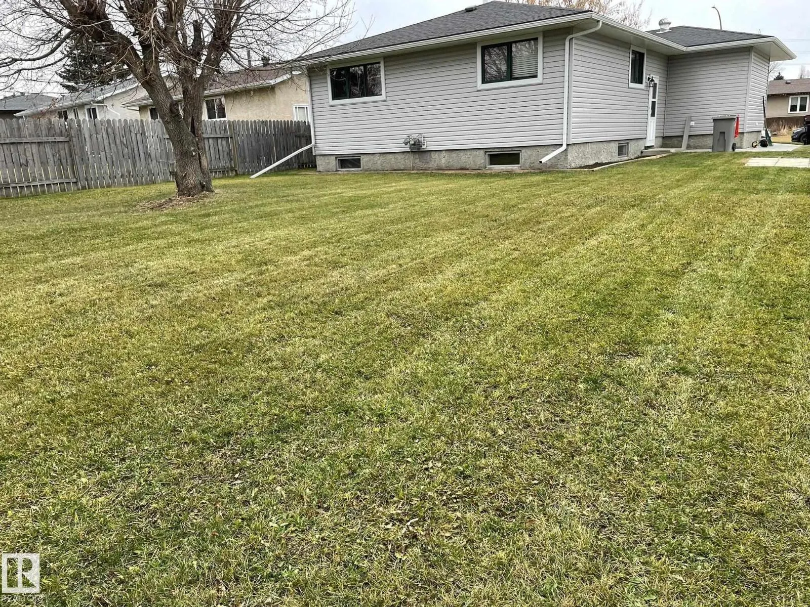 119 Diamond DR
