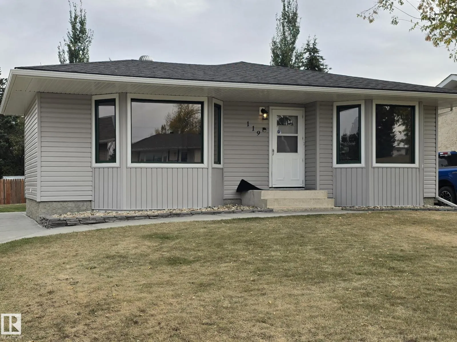 119 Diamond DR