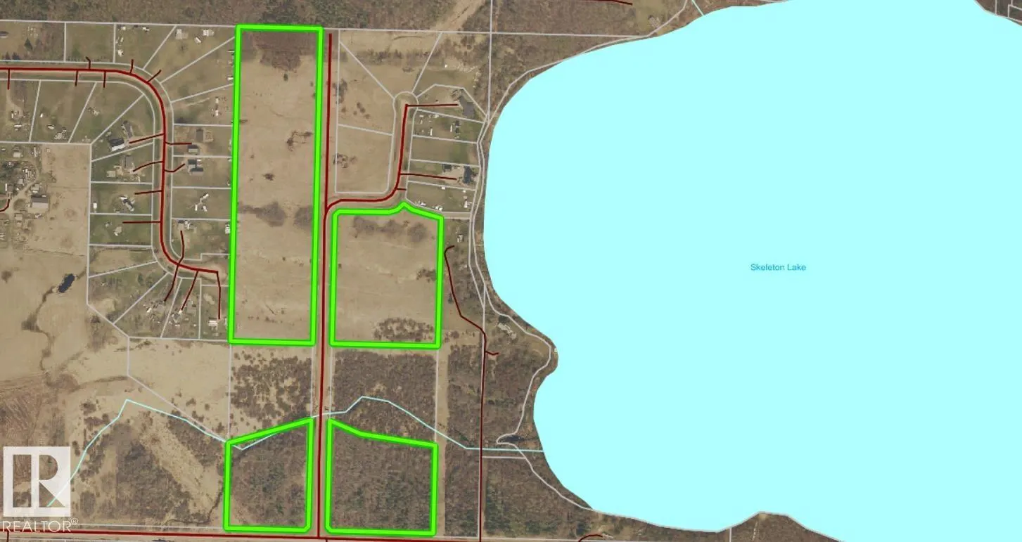 2 Bechthold Bay , Skeleton Lake